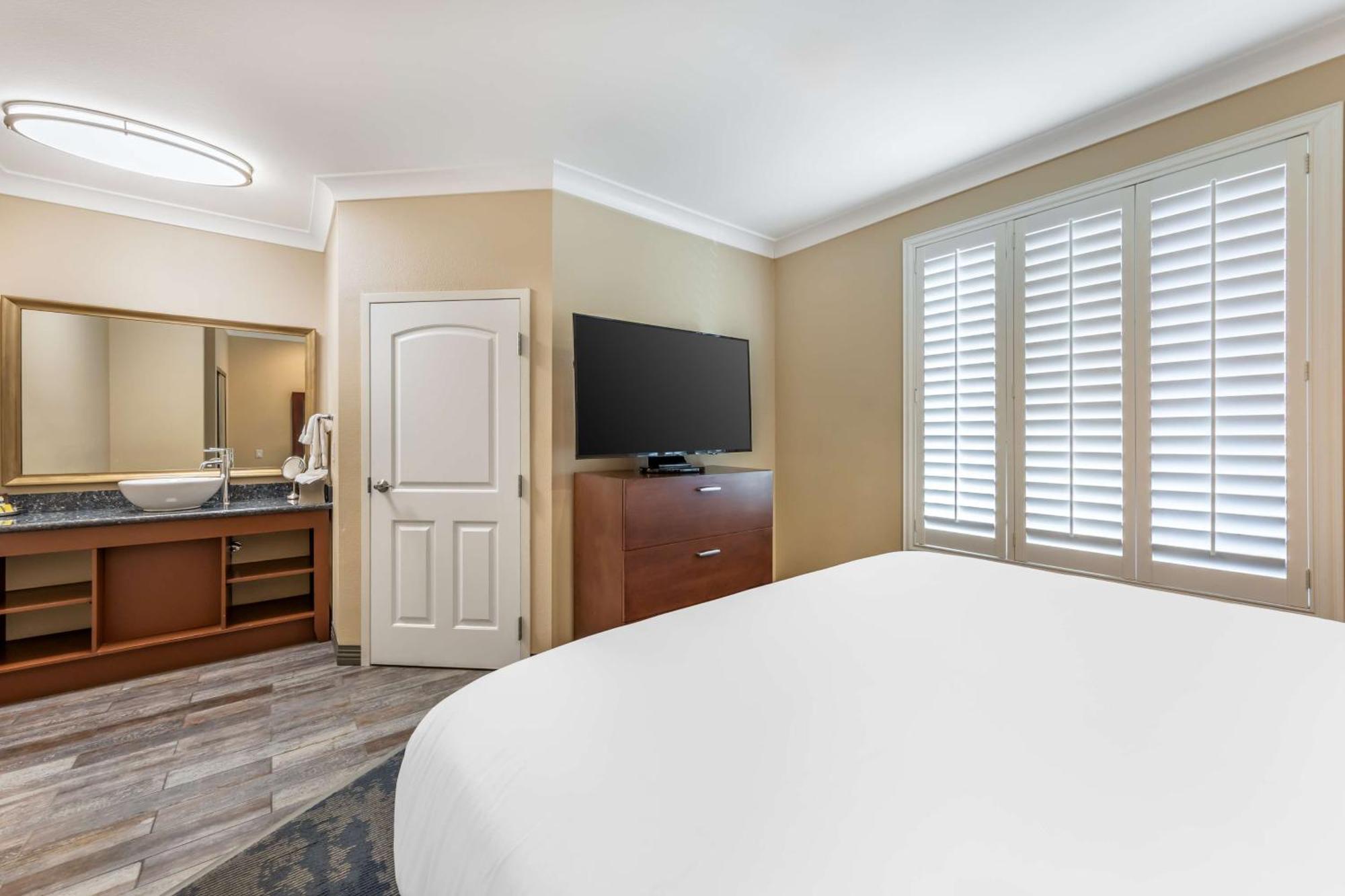 Best Western Plus Avita Suites Торранс Экстерьер фото